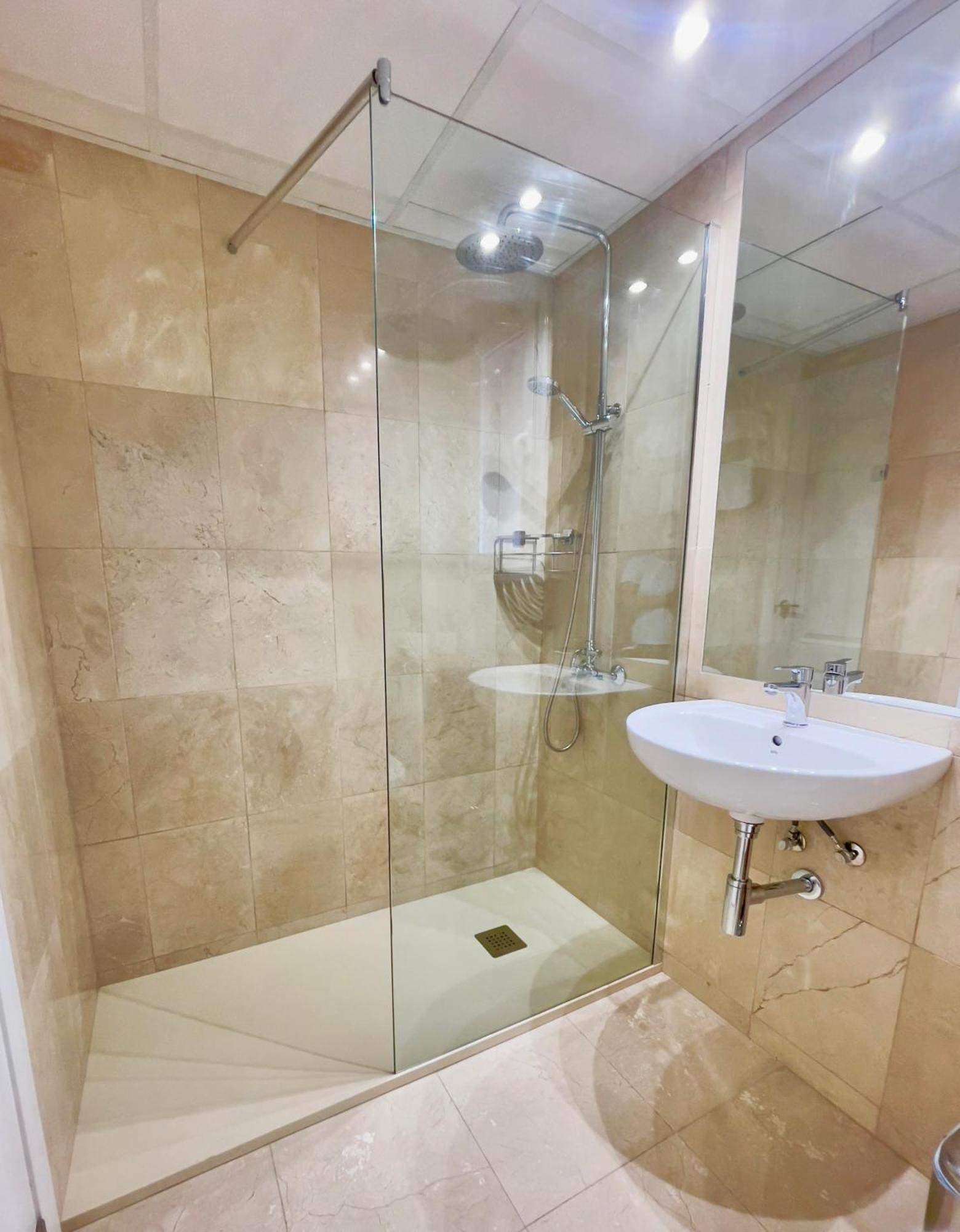 Luxury Apartment Benalmadena First Line Exteriör bild