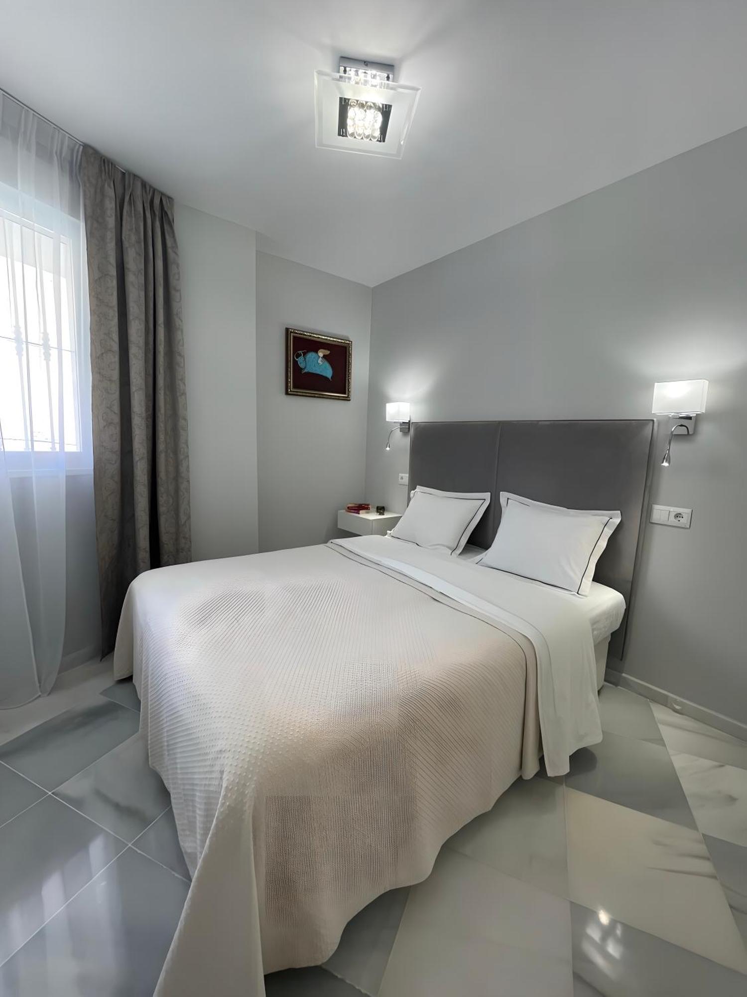 Luxury Apartment Benalmadena First Line Exteriör bild